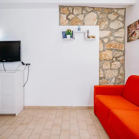 Holiday home Casa Demetra *